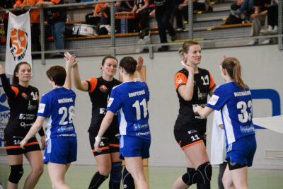 Střelkyně Cholevová a brankařka Müllnerová byly jedinými překážkami pro Hanačky
